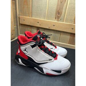 Nike Boys Air Jordan Max Aura 4 DQ8404-106 White/Red Basketball Sneakers Sz 6Y